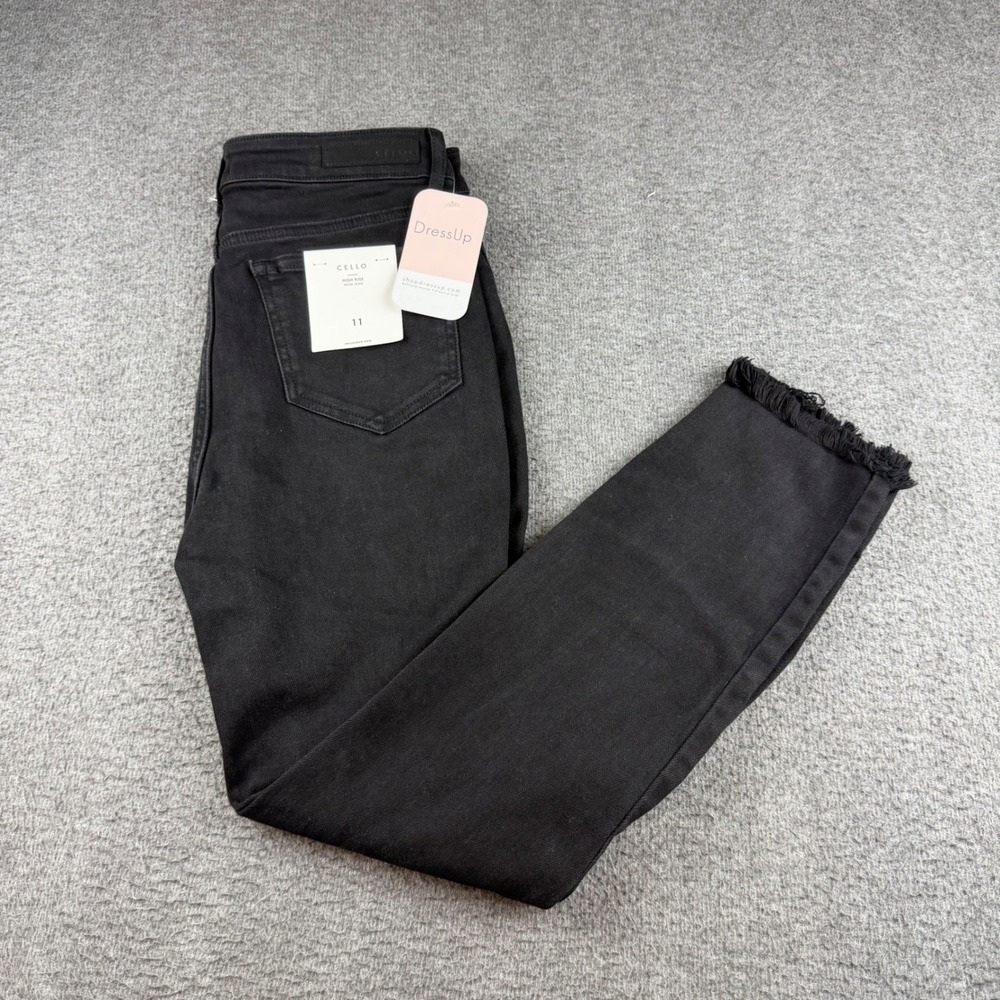 Cello Mom Jeans Women's 11 Black High Rise Distressed Frayed Hem WV77207M-BLK